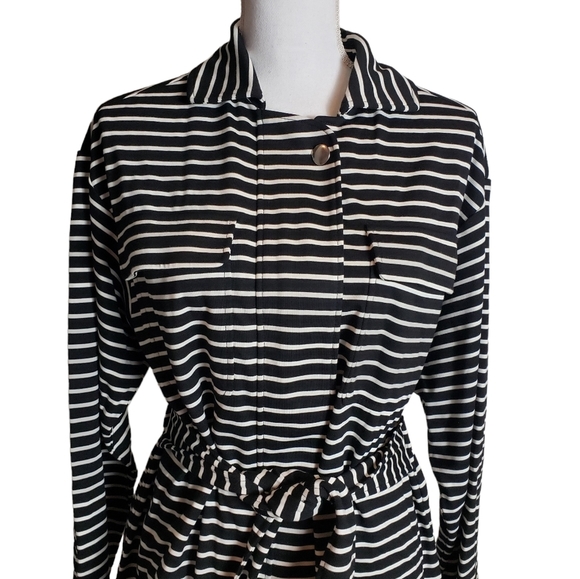 Chicos Black White Striped Jacket Size 0 US 4 SMALL Full Zip Belted Lightweight - Picture 2 of 14